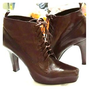 NINE WEST WOMEN'S FAUX LEATHER BOOTIES, SIZE 7